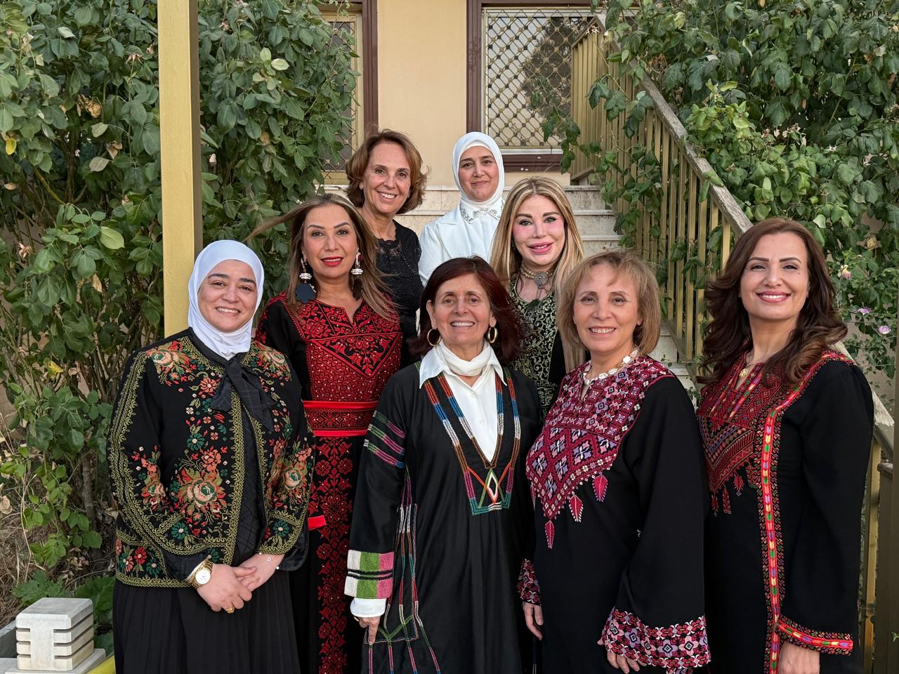 Madar Al-Saa Images 0.1777206472904842