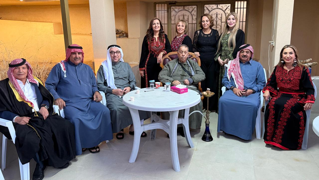 Madar Al-Saa Images 0.10948805123893068