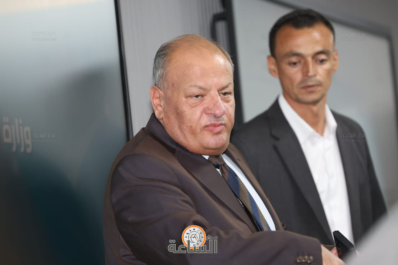 Madar Al-Saa Images 0.15653944195561909