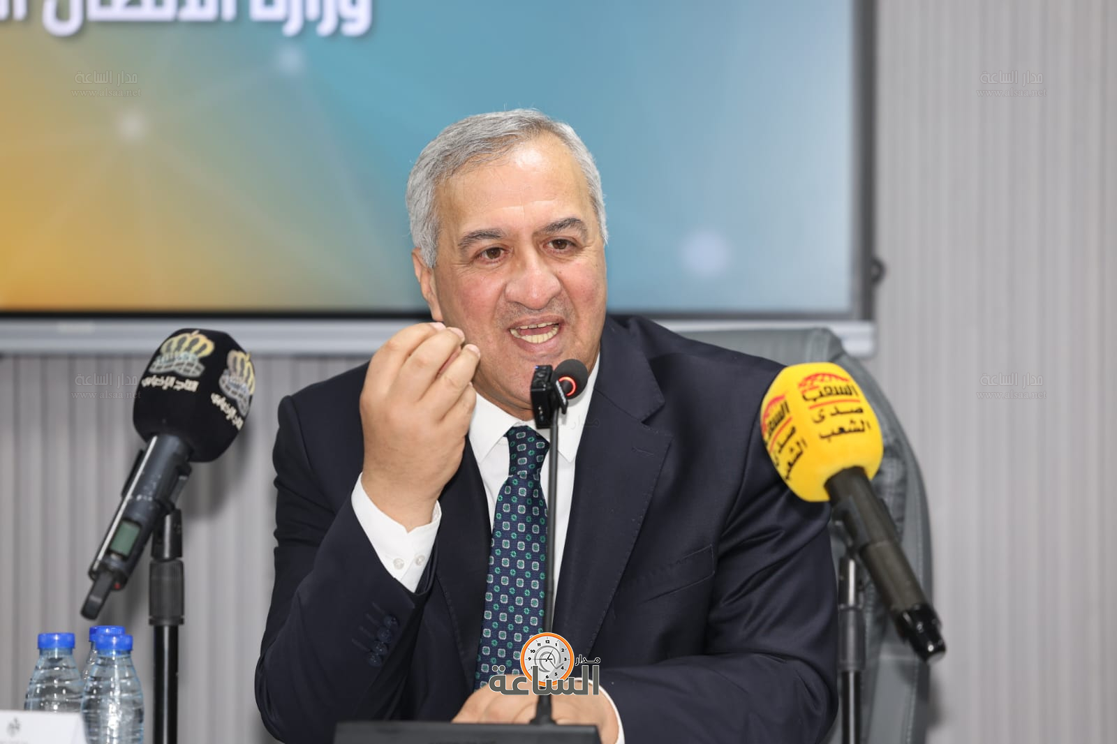 Madar Al-Saa Images 0.2813168706249569