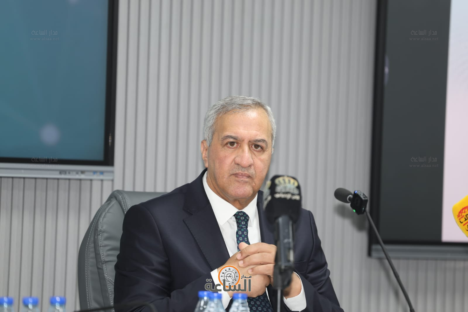 Madar Al-Saa Images 0.43045348736615585