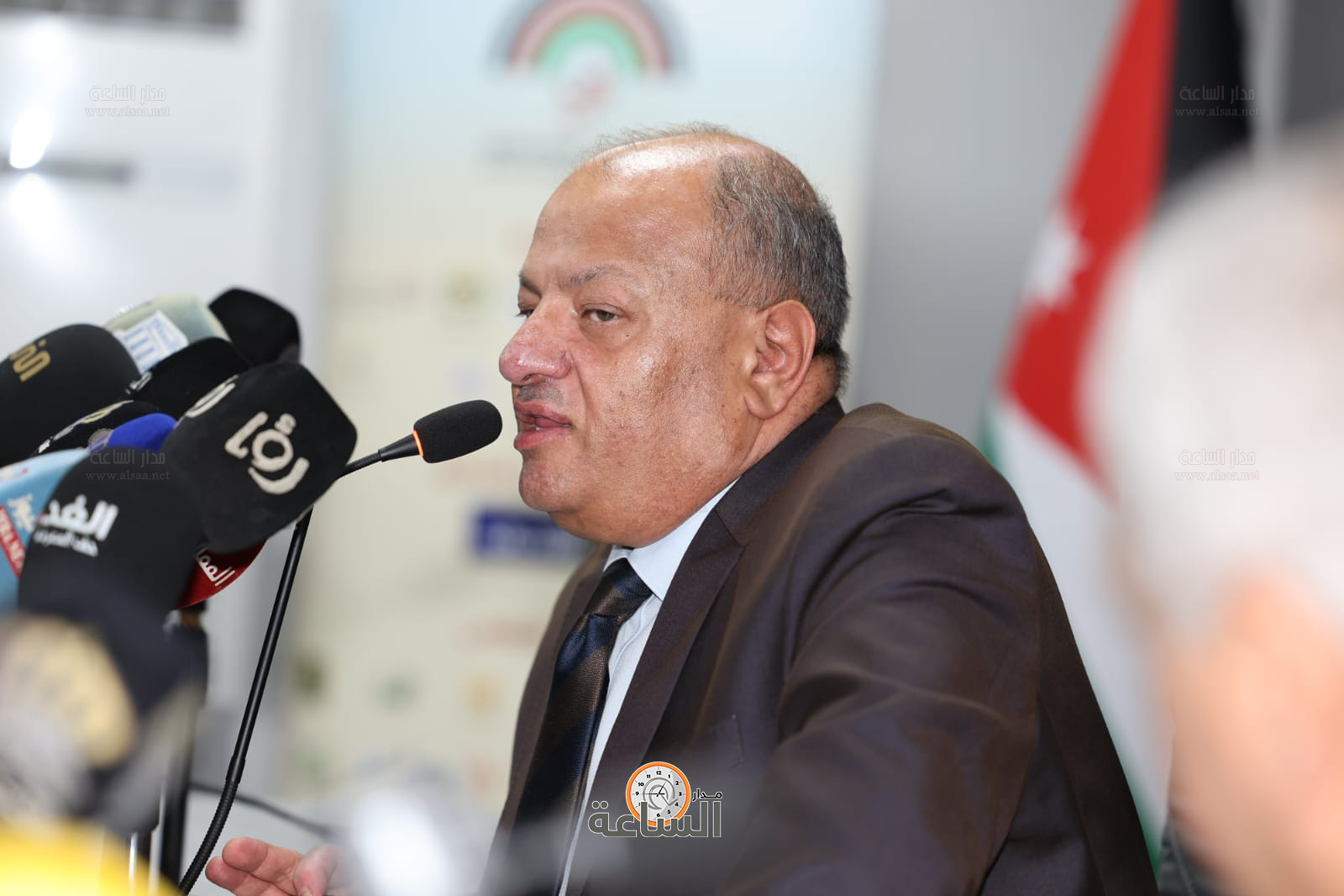 Madar Al-Saa Images 0.32032986140362607