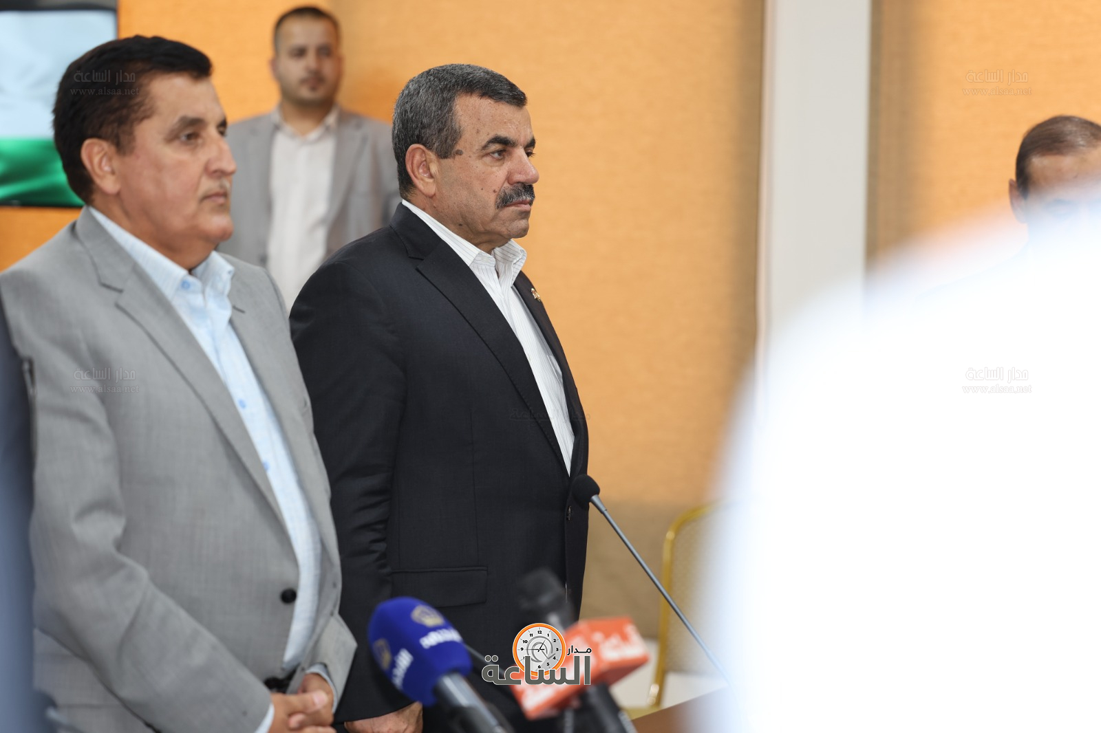 Madar Al-Saa Images 0.09180067774836642