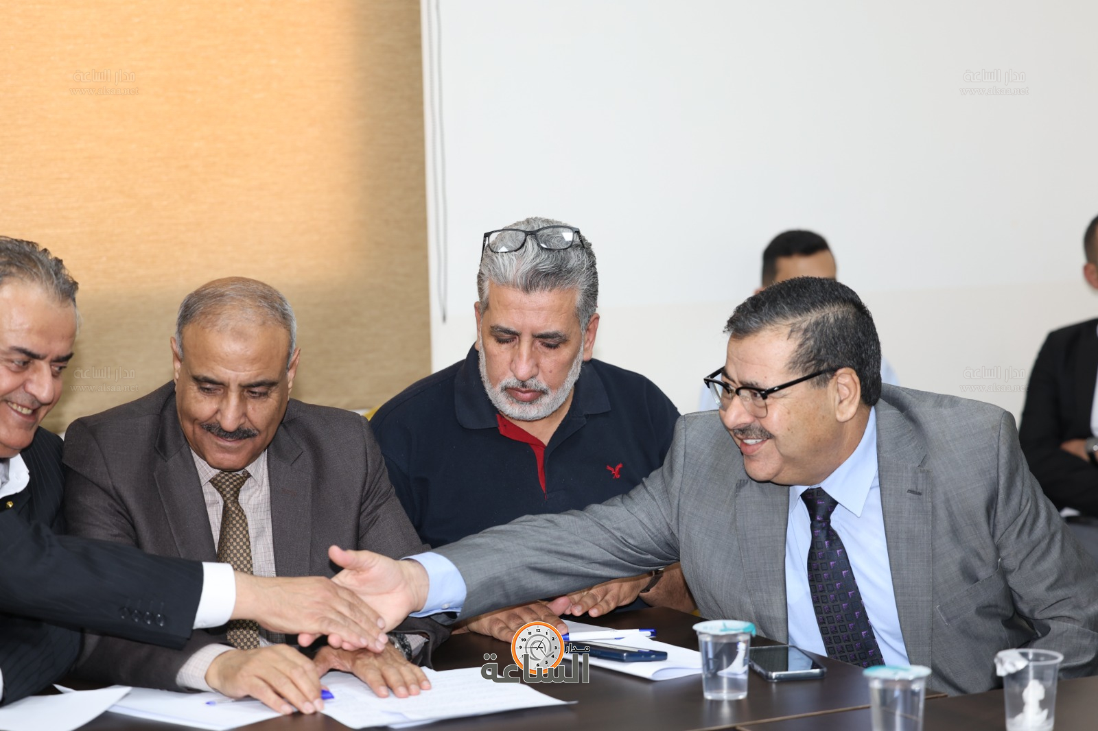 Madar Al-Saa Images 0.5594868785830374