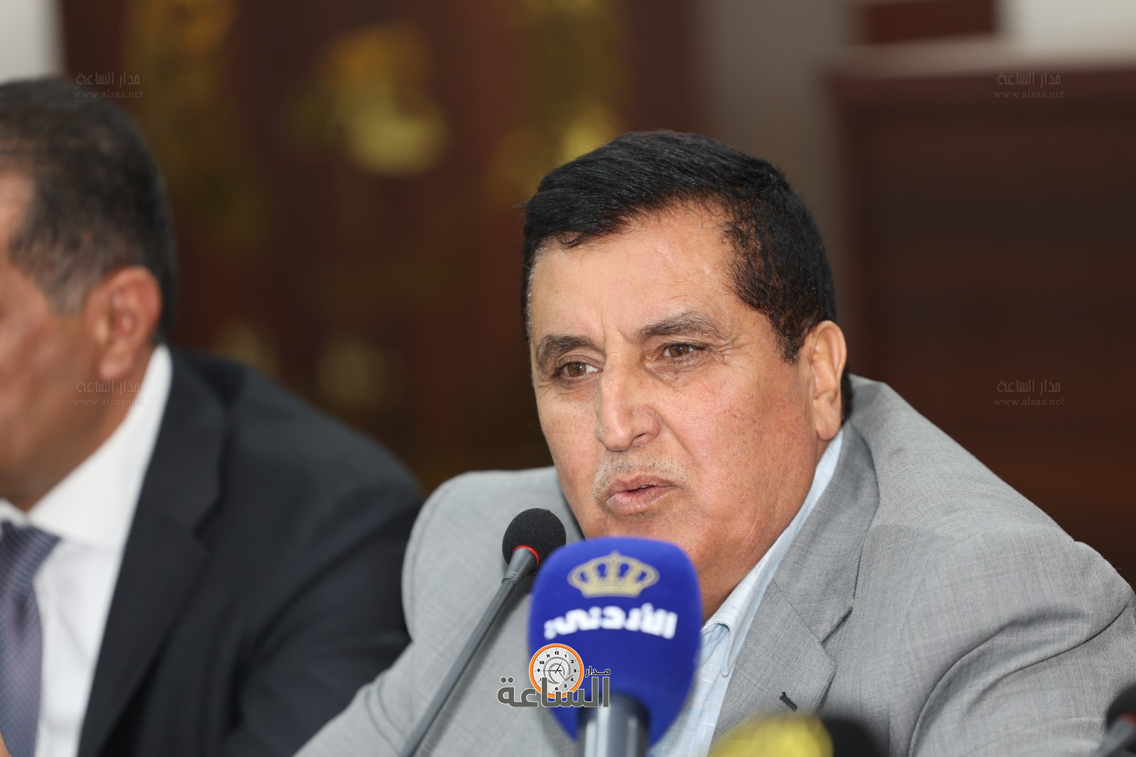 Madar Al-Saa Images 0.6686512094583402