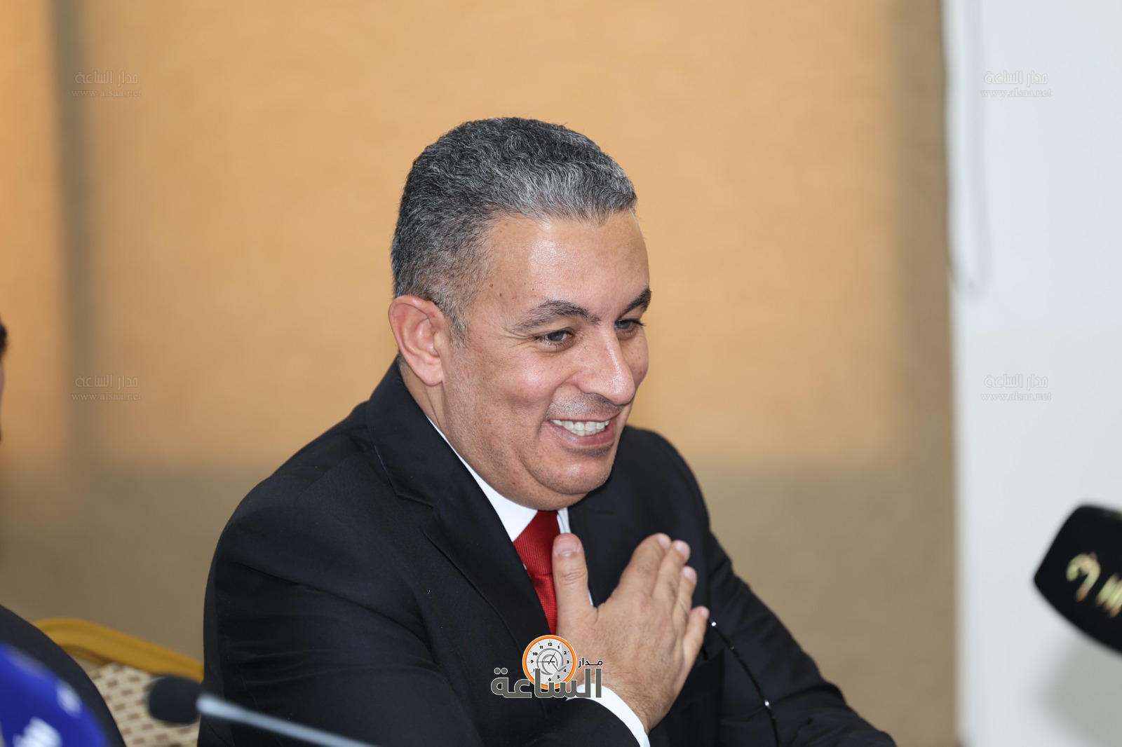 Madar Al-Saa Images 0.10410171473264729