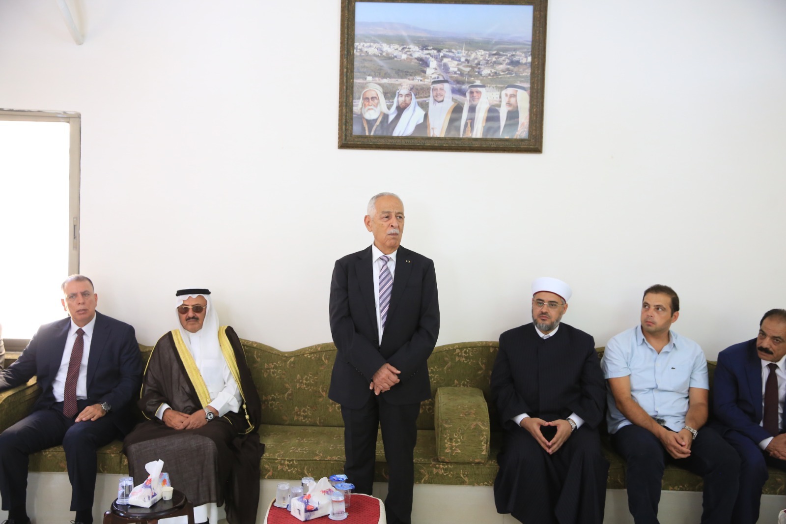 Madar Al-Saa Images 0.9064918491871979