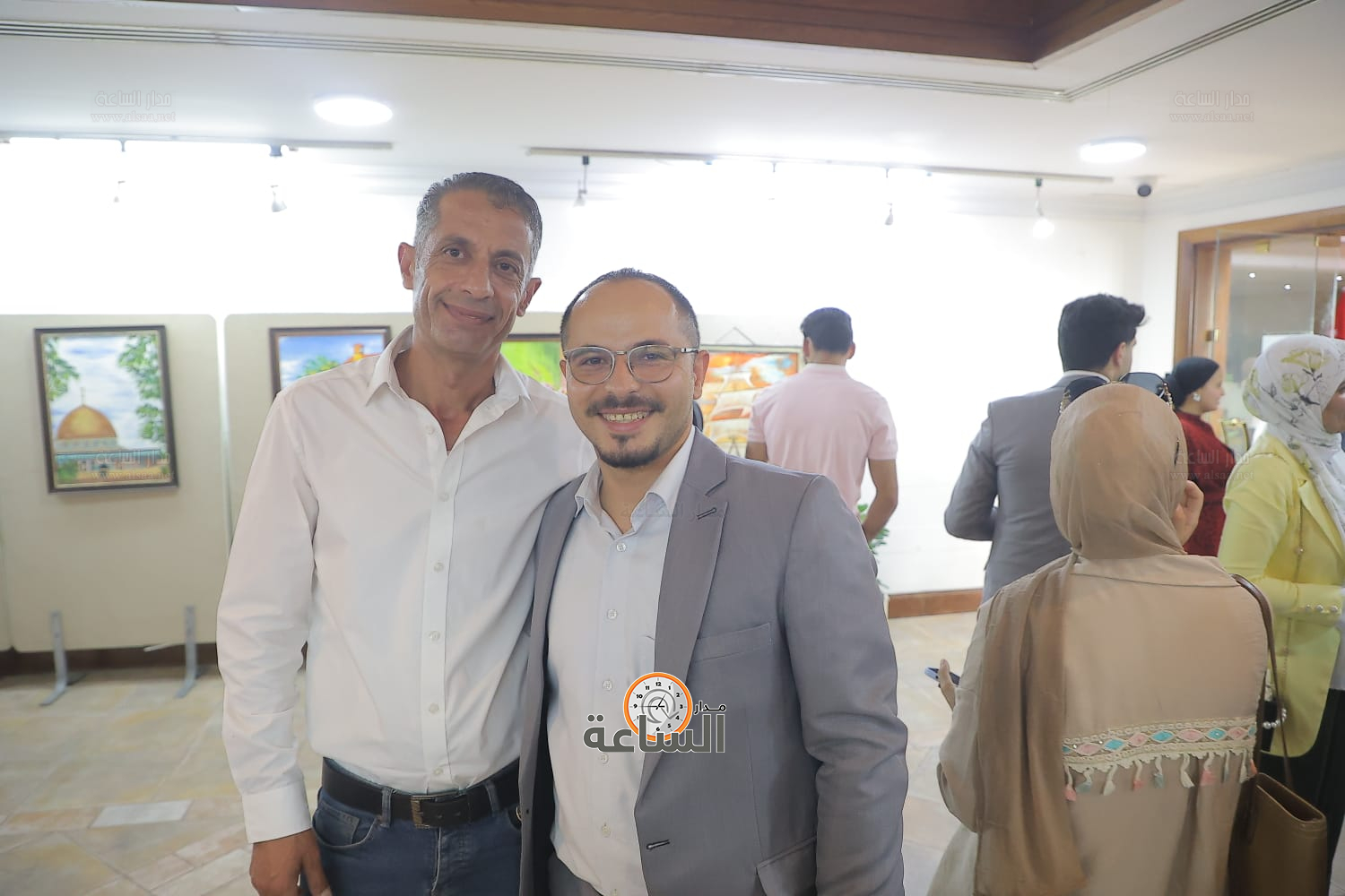 Madar Al-Saa Images 0.05556075401437377