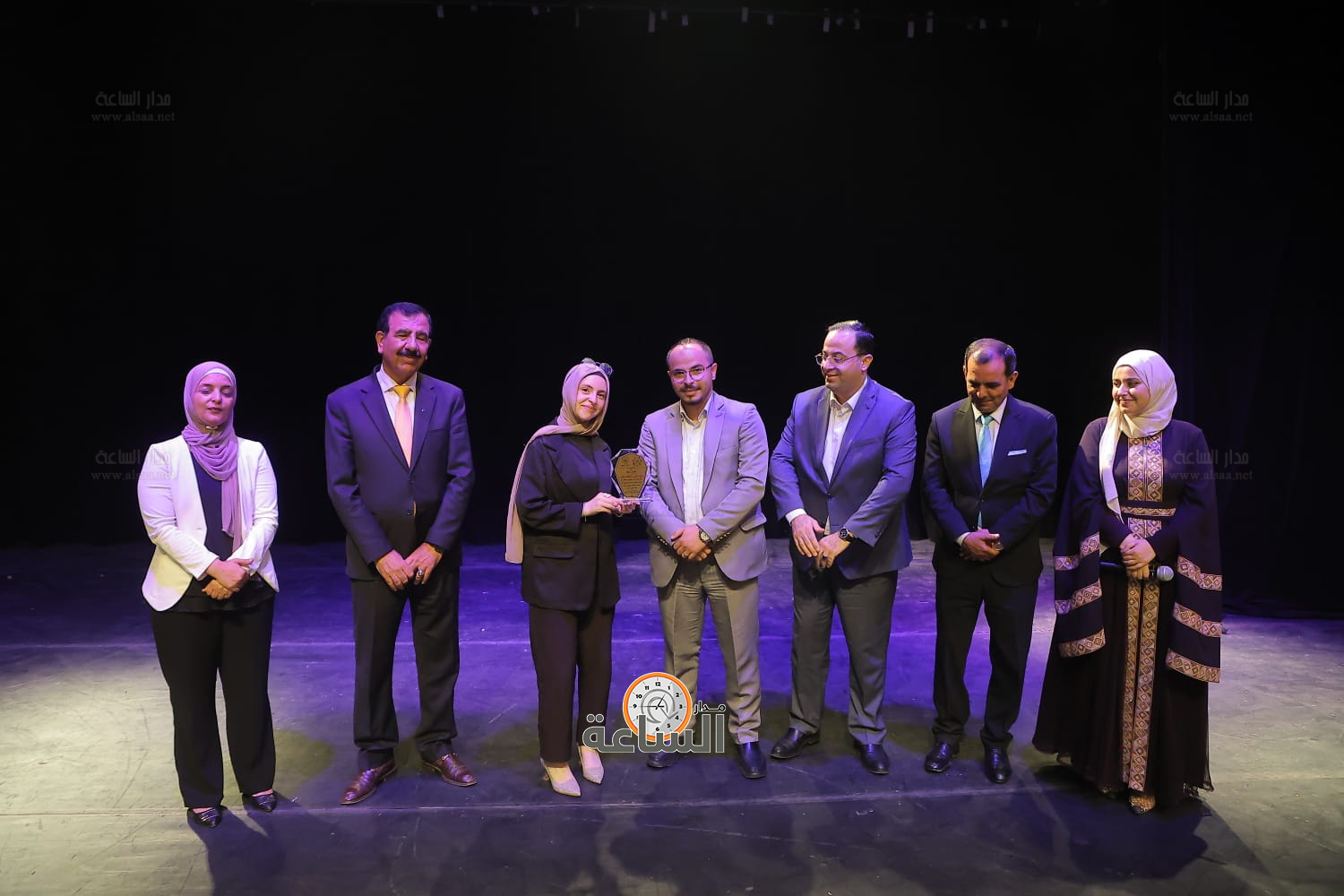 Madar Al-Saa Images 0.7413698662937244