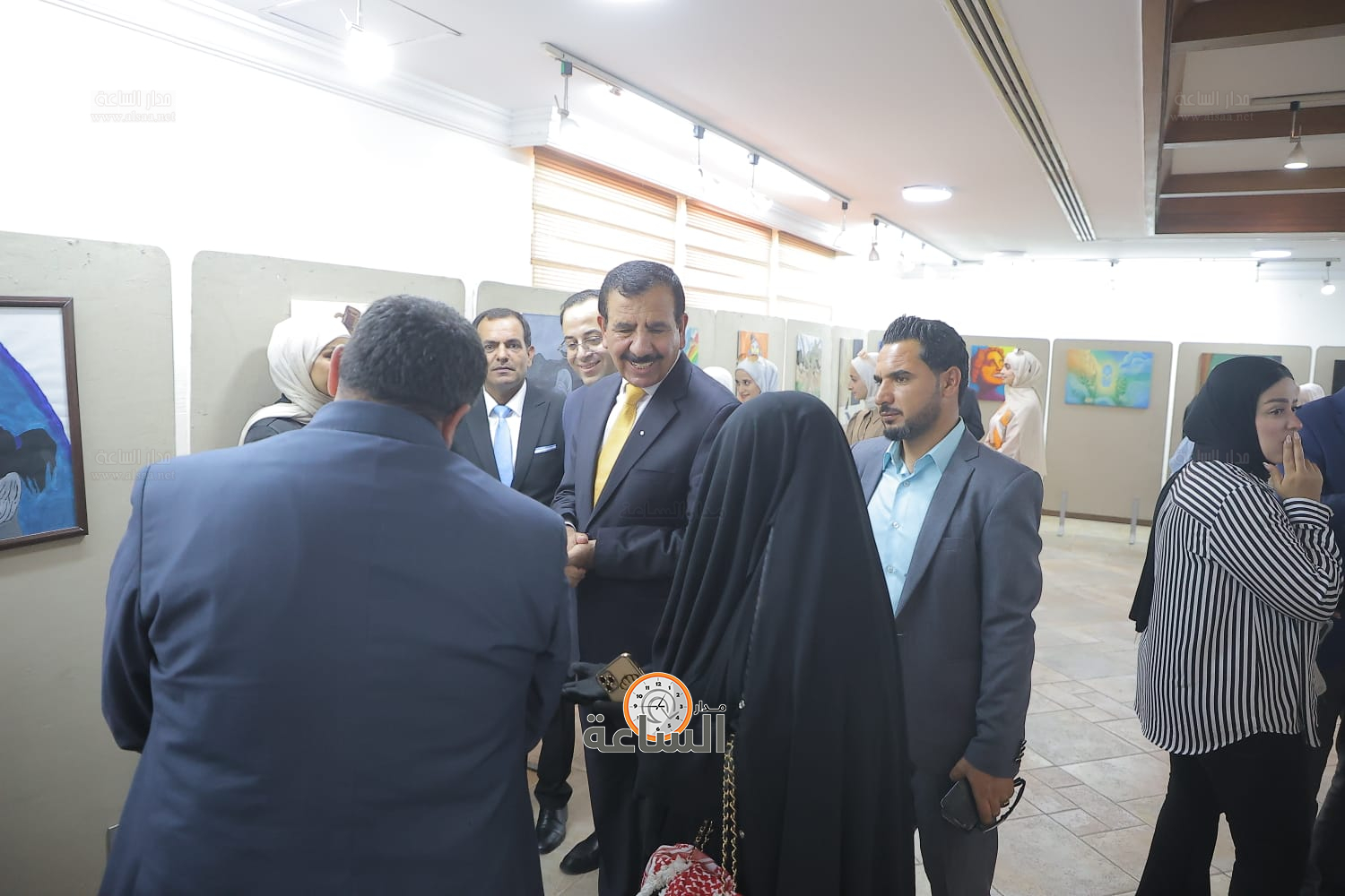 Madar Al-Saa Images 0.5355119425223818