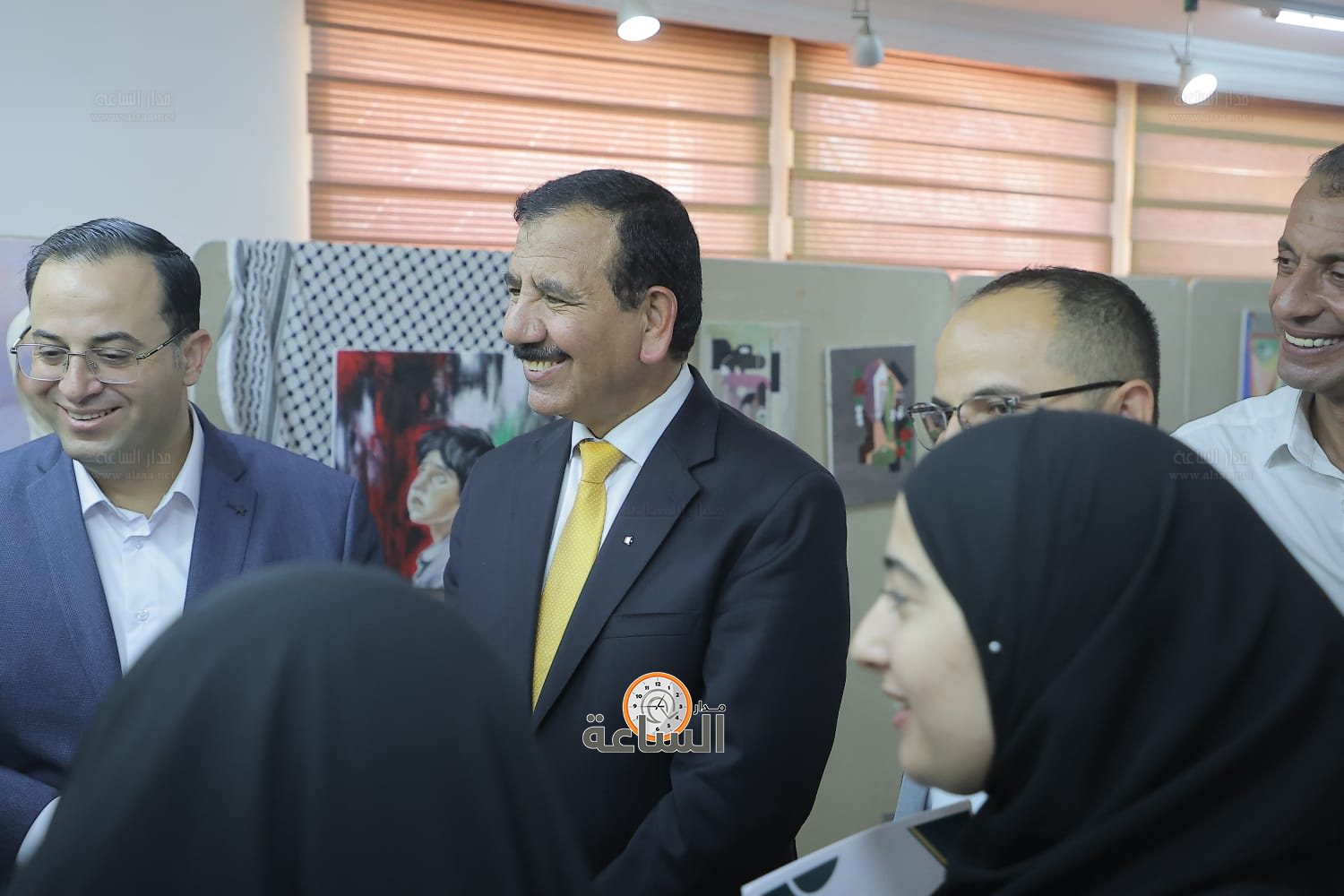 Madar Al-Saa Images 0.4112596600578253