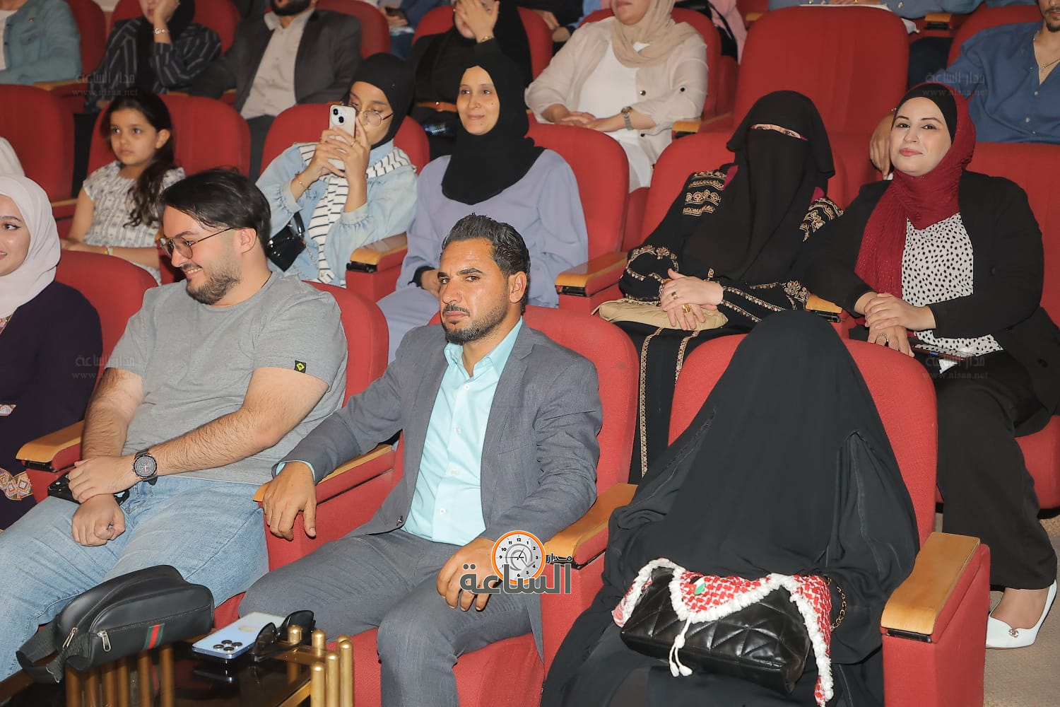 Madar Al-Saa Images 0.8364375914921556