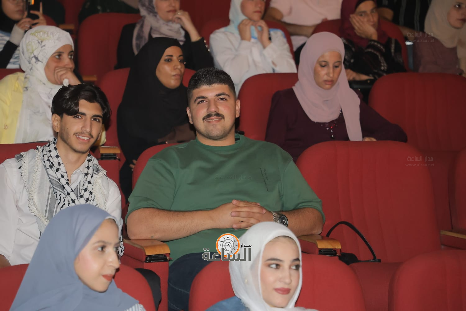 Madar Al-Saa Images 0.6543130528582036