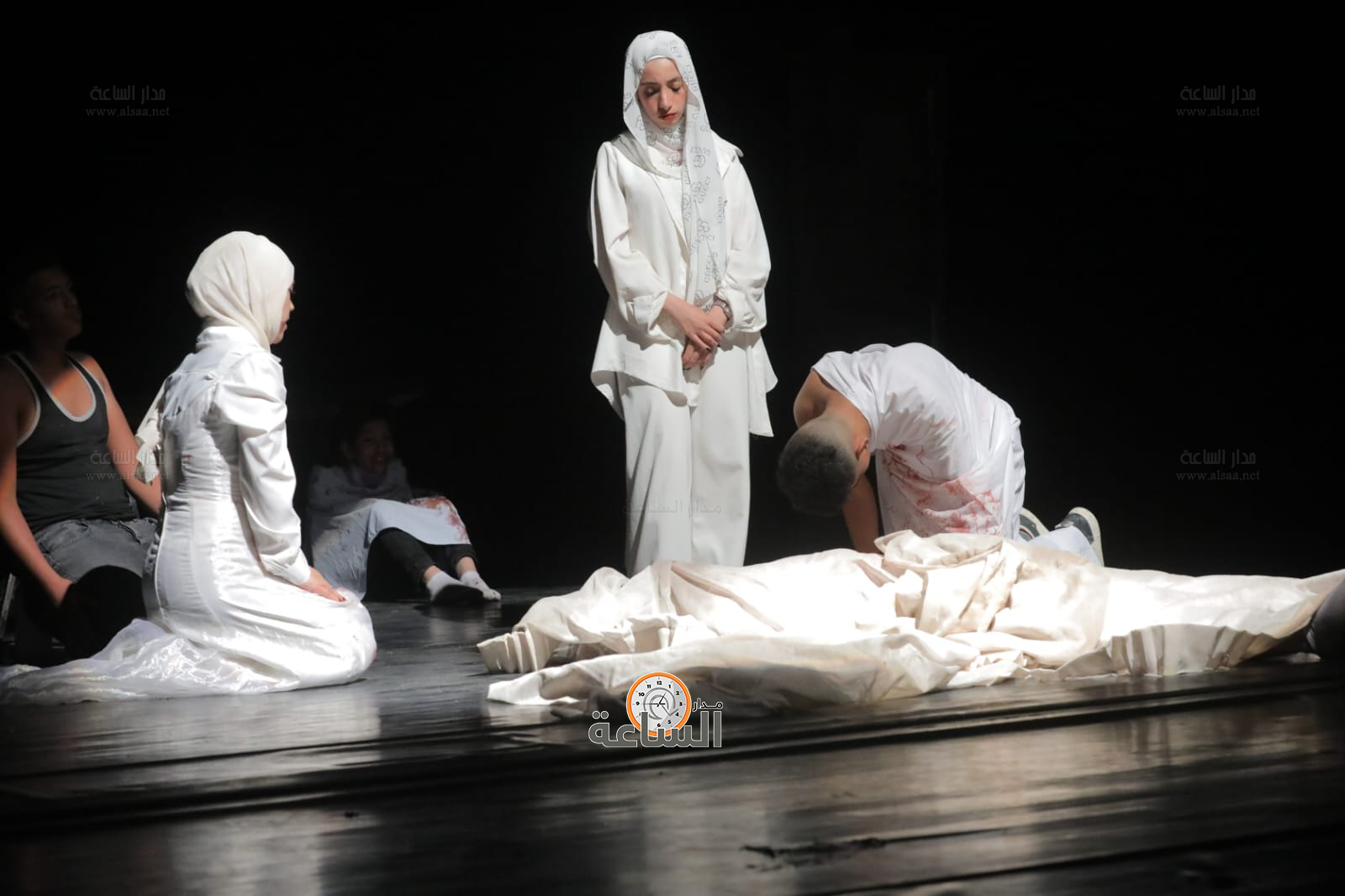 Madar Al-Saa Images 0.4121689965889268