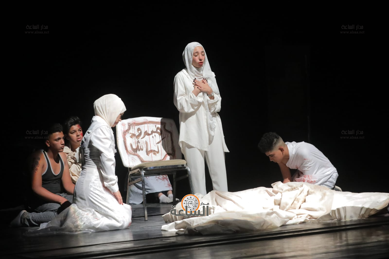 Madar Al-Saa Images 0.45602933023891856