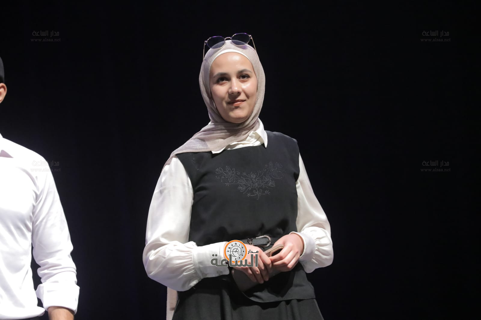 Madar Al-Saa Images 0.40113506653917774