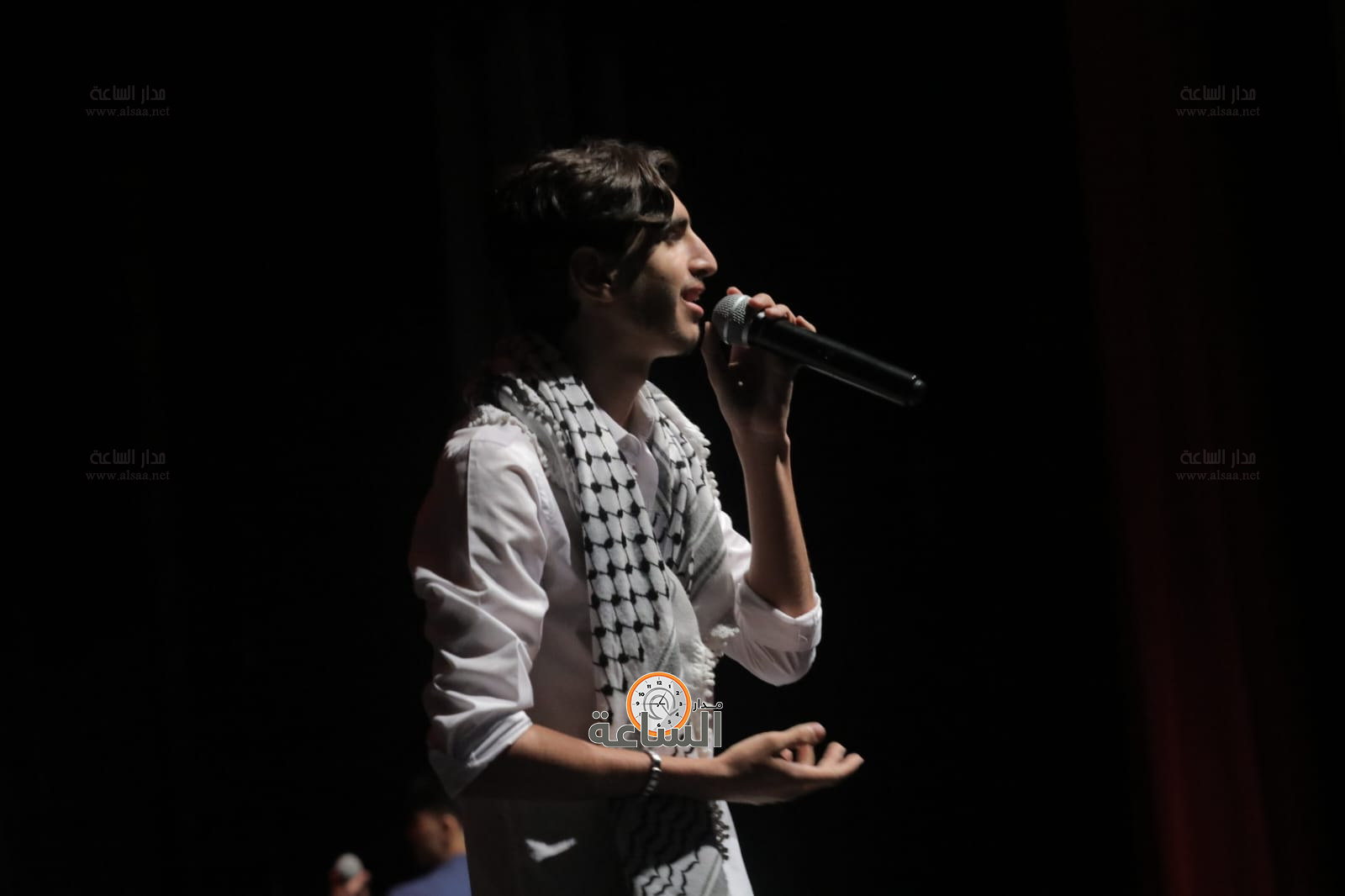 Madar Al-Saa Images 0.3910768335864383