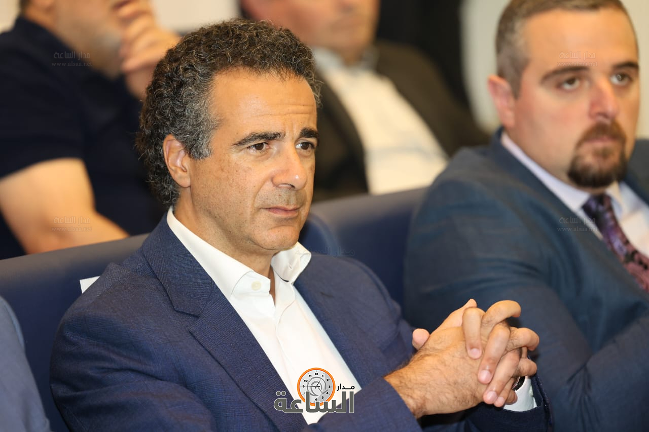 Madar Al-Saa Images 0.6925170086793113