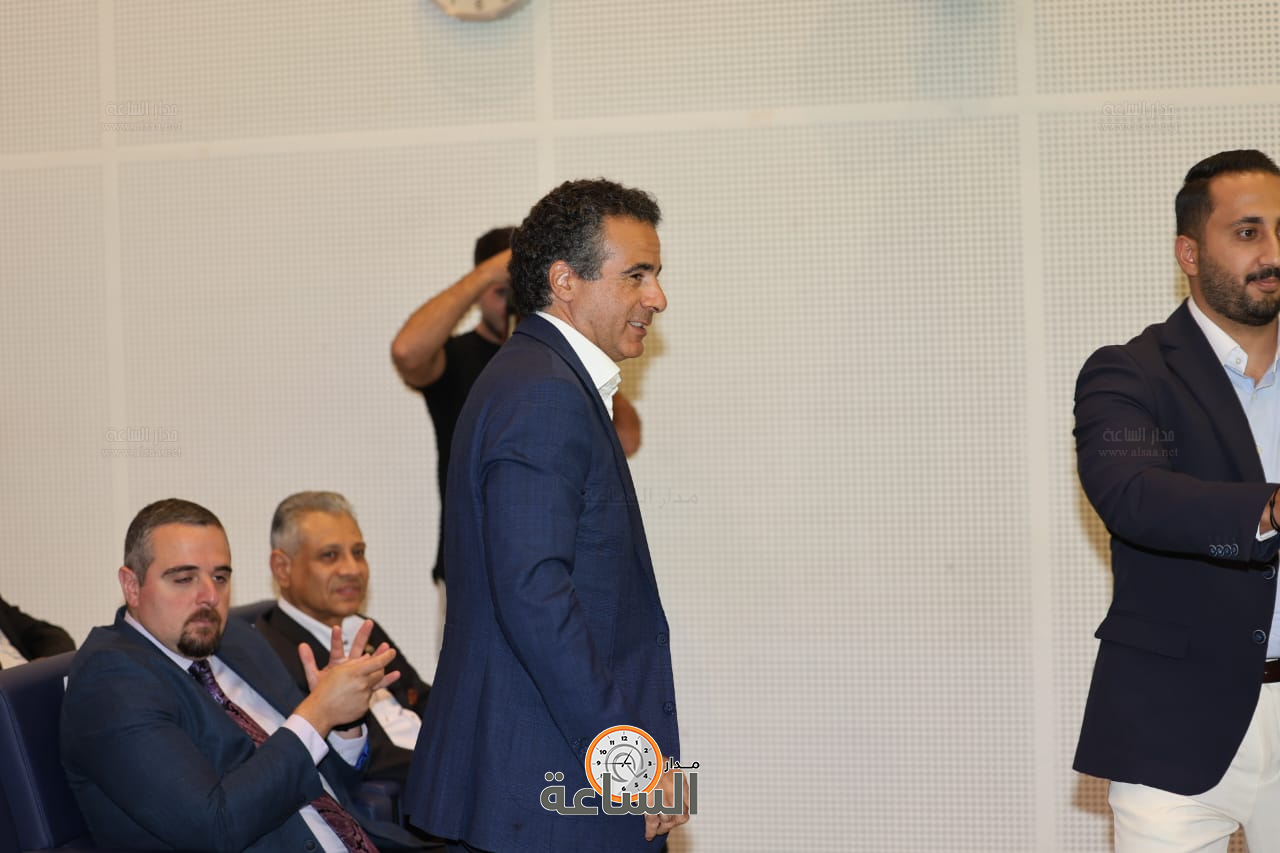 Madar Al-Saa Images 0.5941679393161189