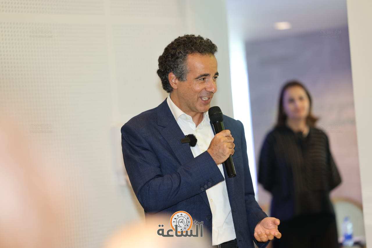 Madar Al-Saa Images 0.8037596823297569