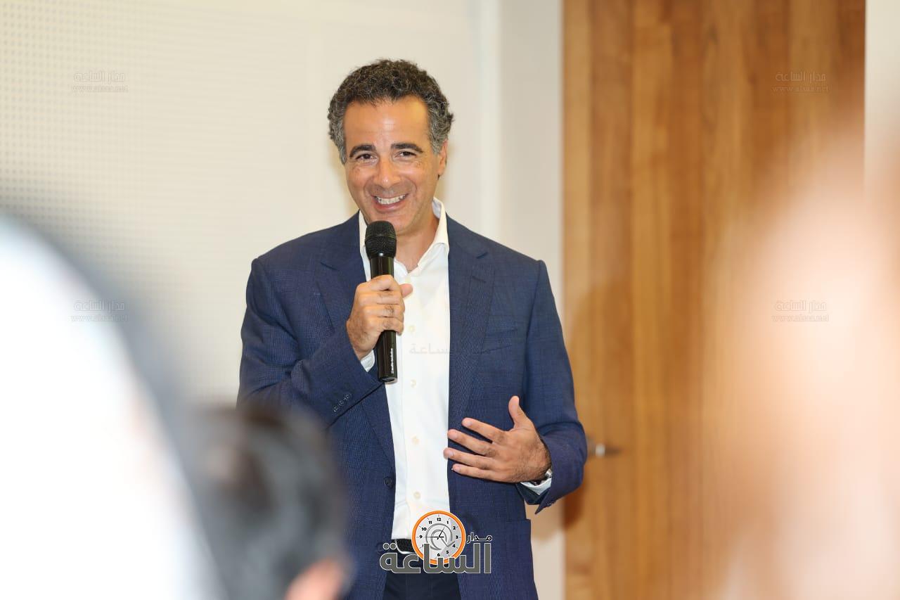 Madar Al-Saa Images 0.6400082350600117