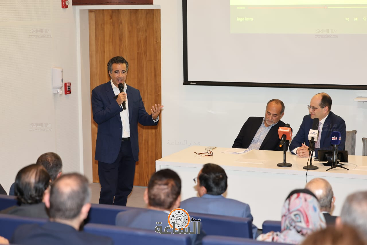 Madar Al-Saa Images 0.6076420391439067