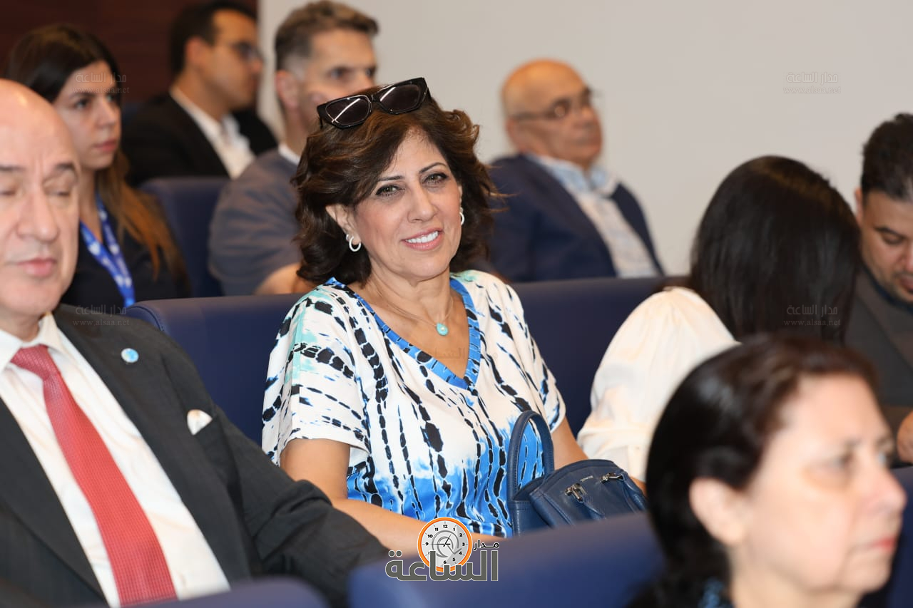 Madar Al-Saa Images 0.4354058246971687