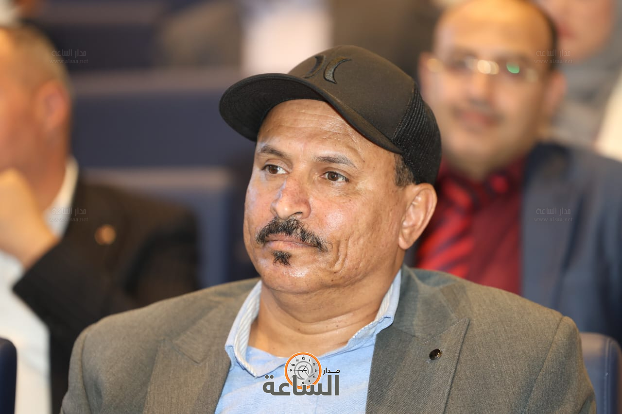 Madar Al-Saa Images 0.5311134564484418