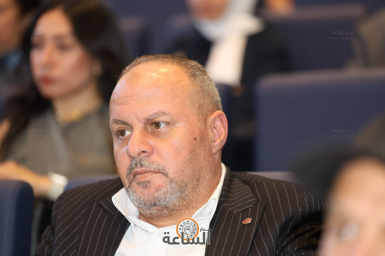 Madar Al-Saa Images 0.4663118969249056