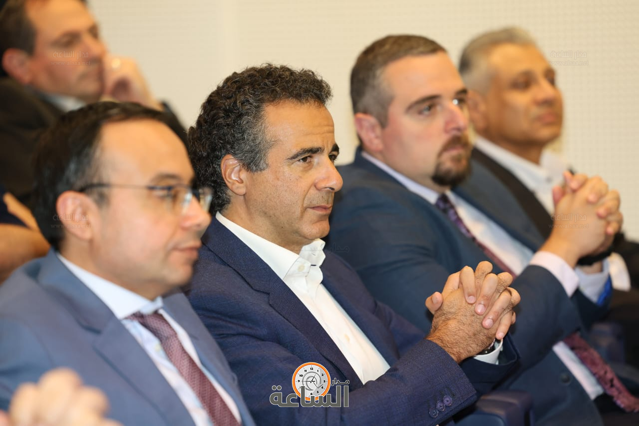 Madar Al-Saa Images 0.7560571457213868