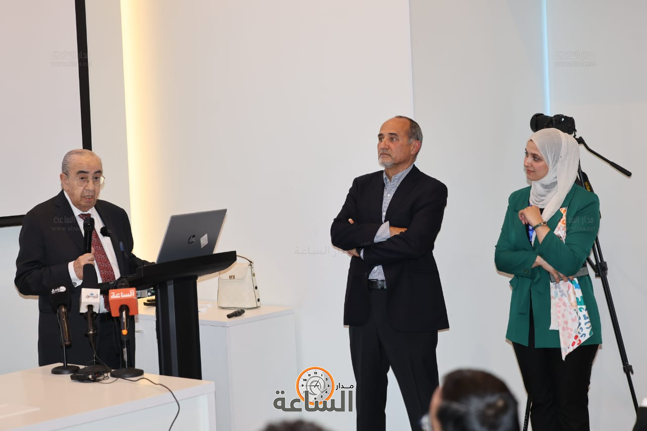 Madar Al-Saa Images 0.2059954661916431