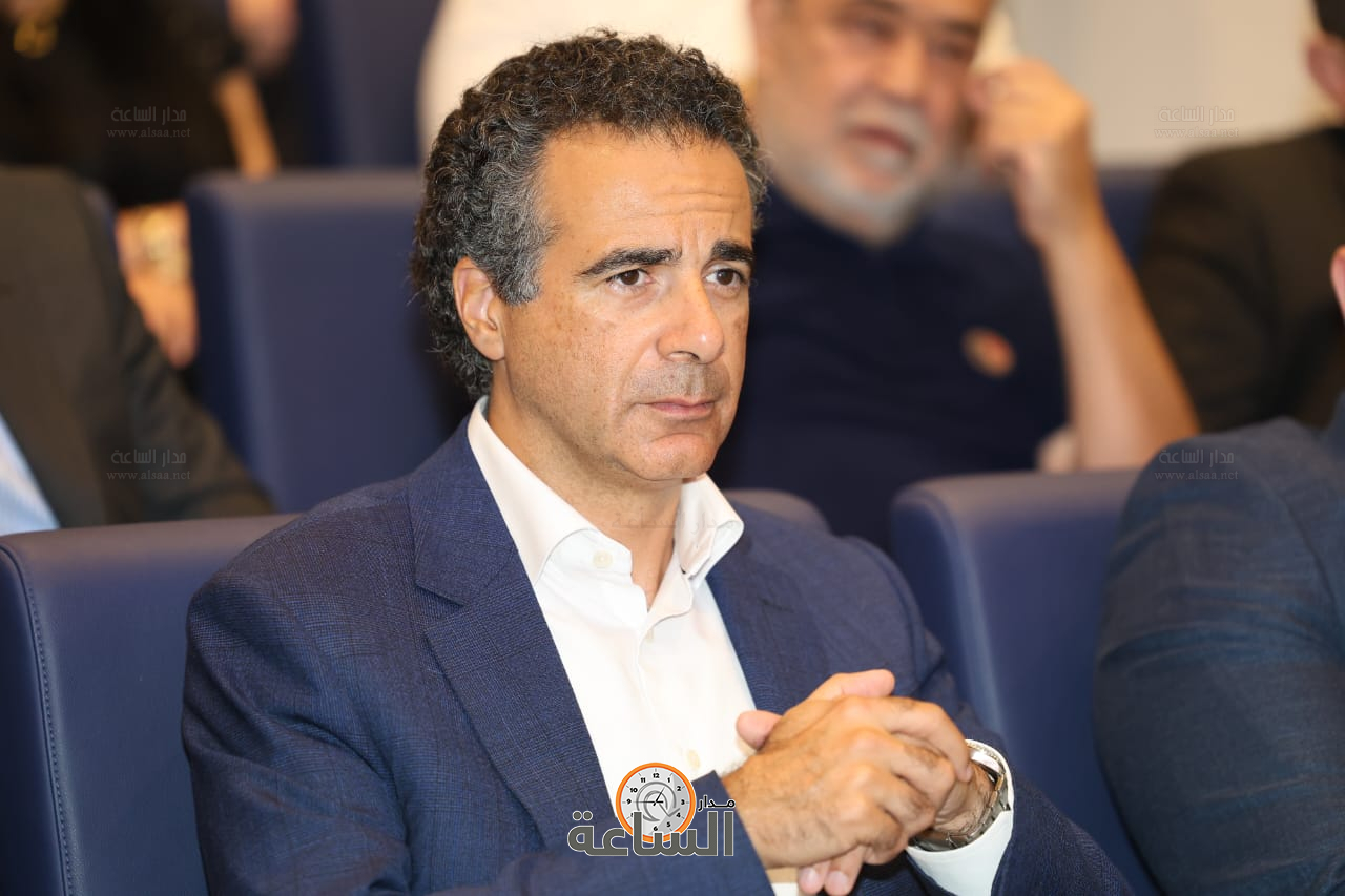 Madar Al-Saa Images 0.17286253917001093