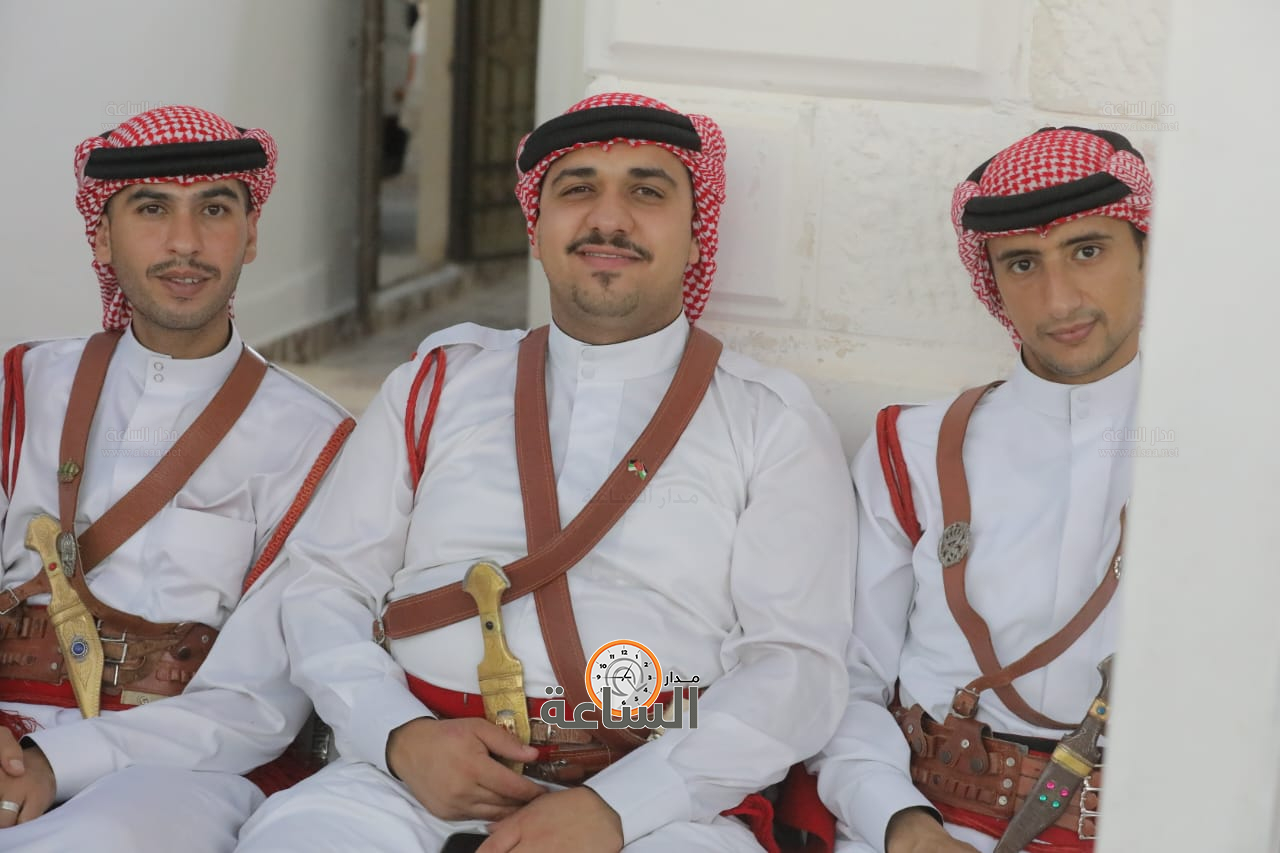 Madar Al-Saa Images 0.3743721178314581