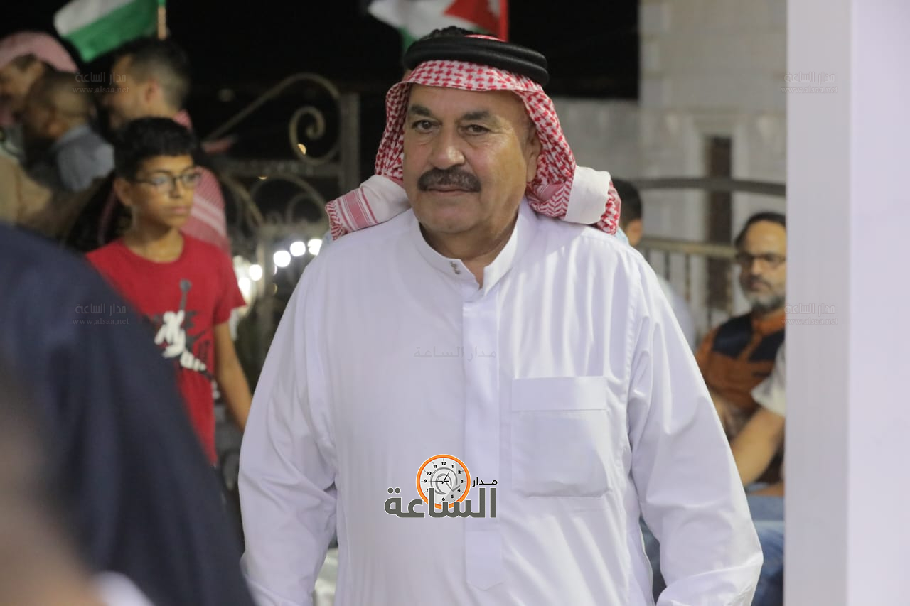 Madar Al-Saa Images 0.41962361581984287