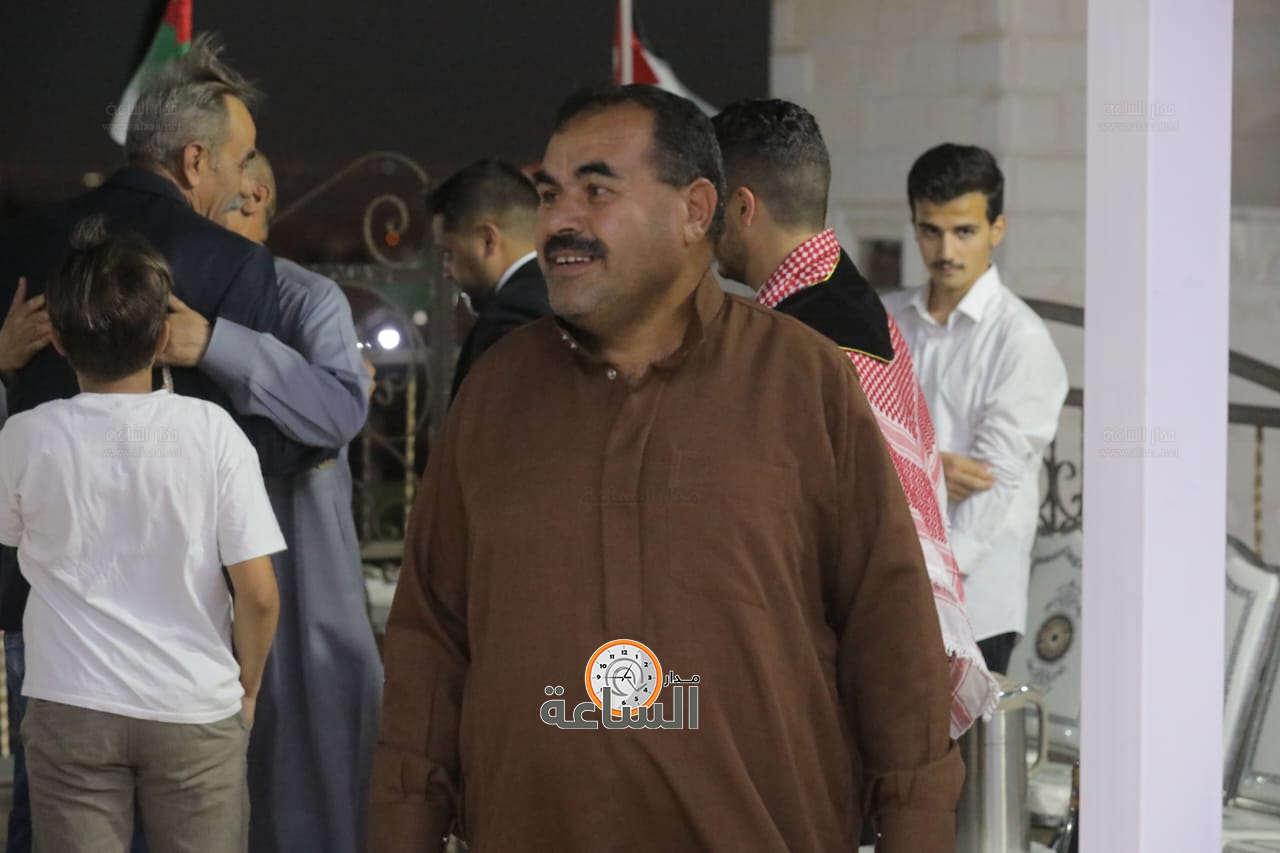 Madar Al-Saa Images 0.6266555976809082