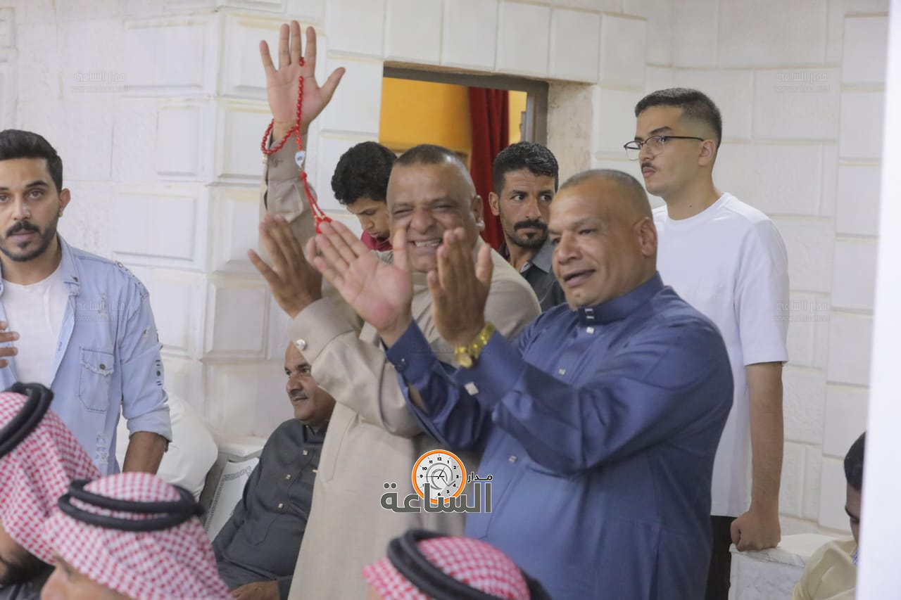 Madar Al-Saa Images 0.9762599089973469