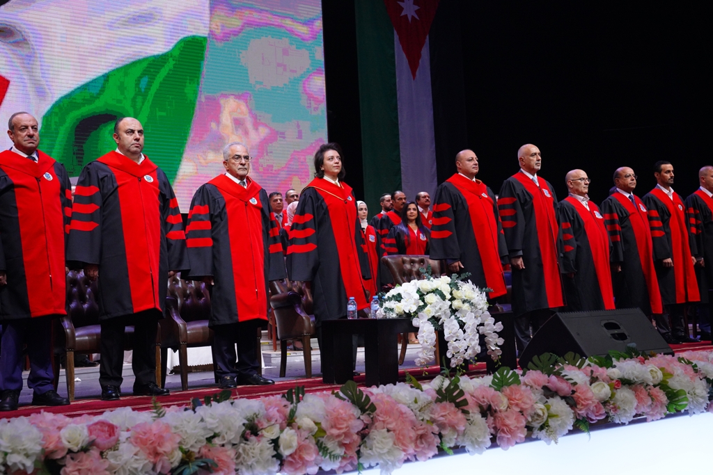 Madar Al-Saa Images 0.6511193633243347