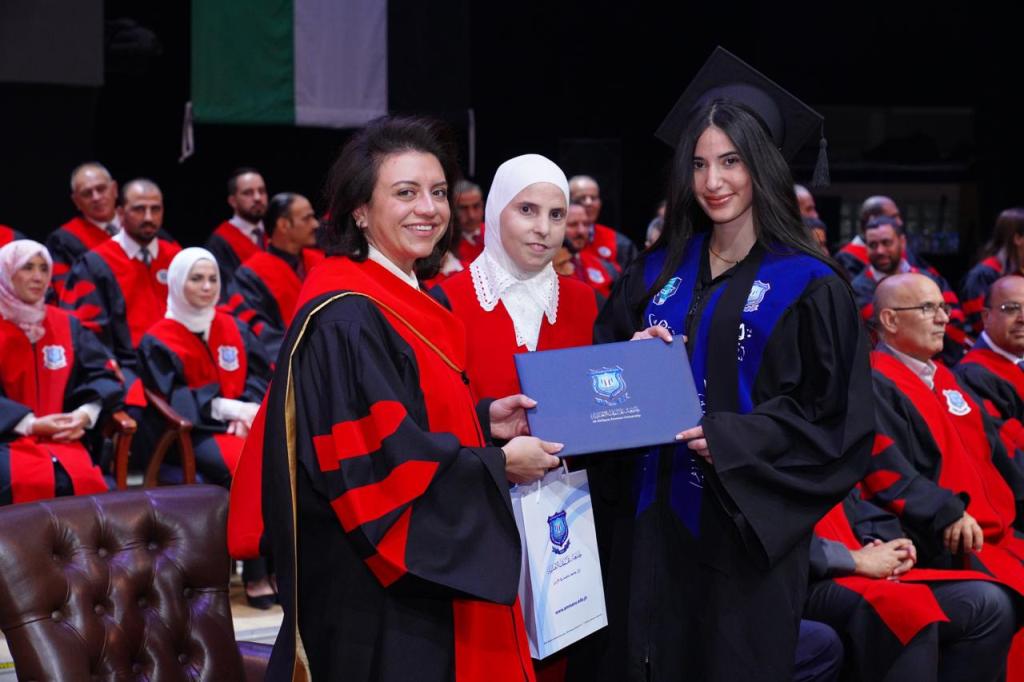 Madar Al-Saa Images 0.8203835641596201