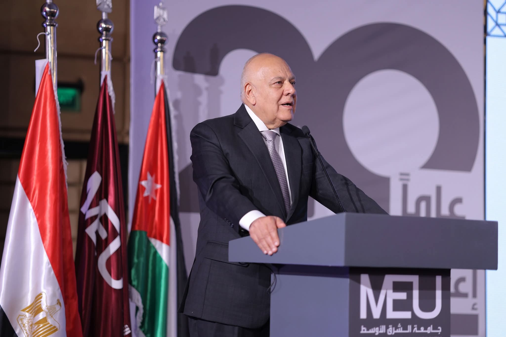 Madar Al-Saa Images 0.5666097894083578