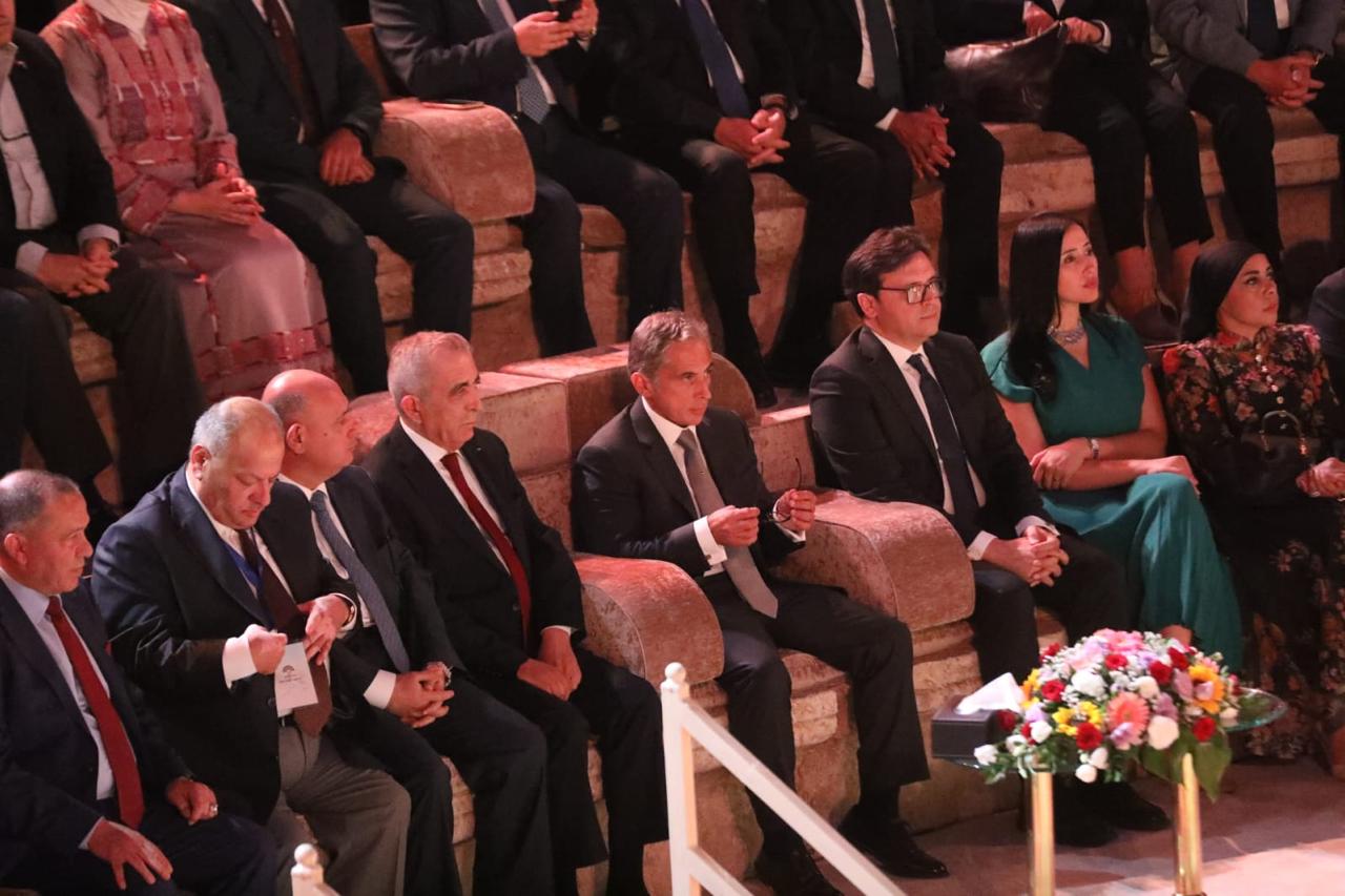 Madar Al-Saa Images 0.3017034381458573