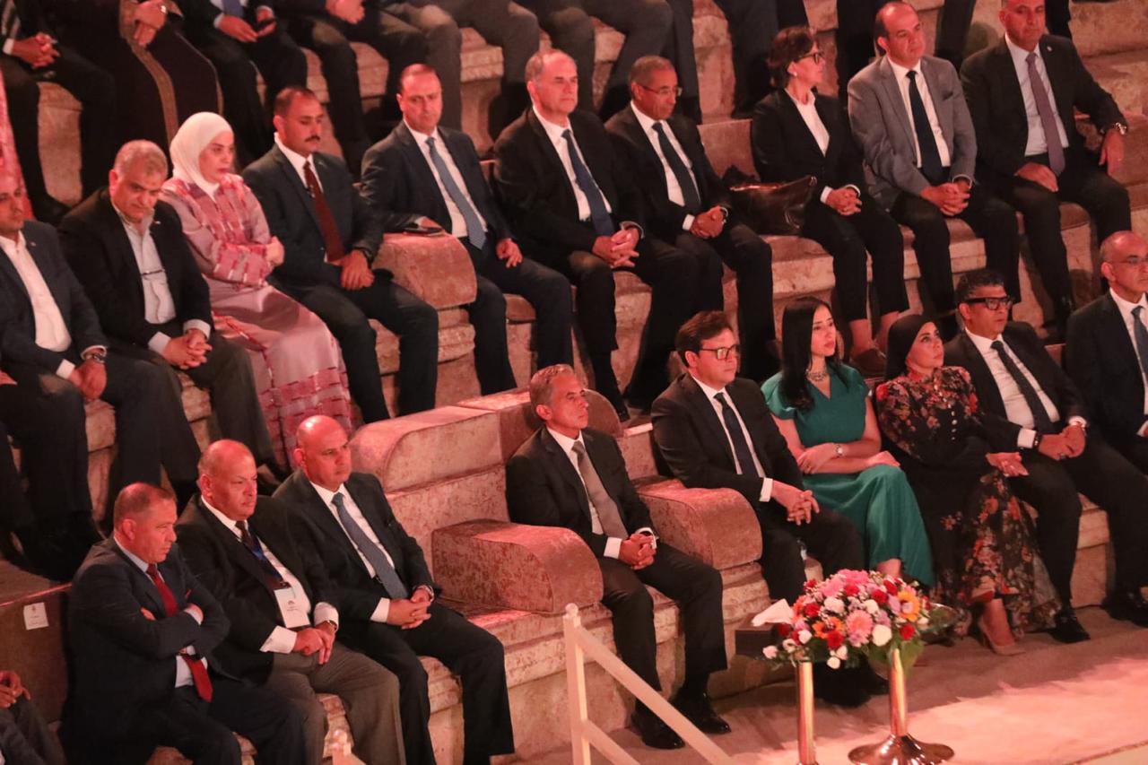 Madar Al-Saa Images 0.5771909632919244