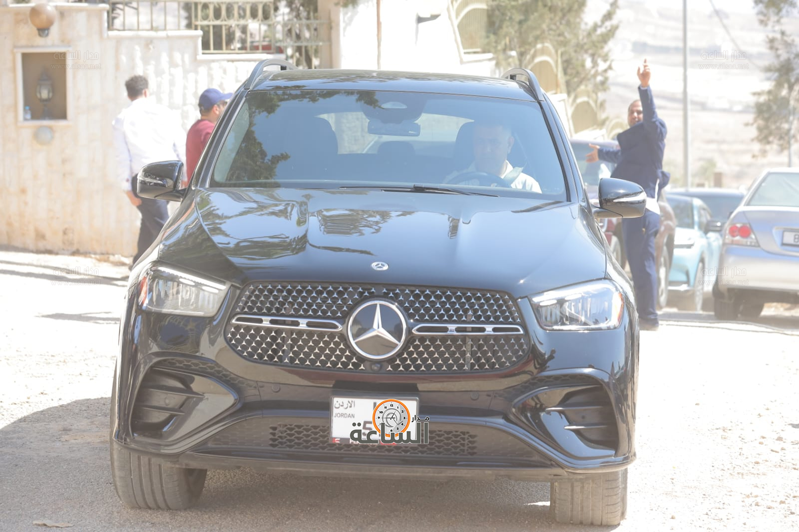 Madar Al-Saa Images 0.9453154468084525