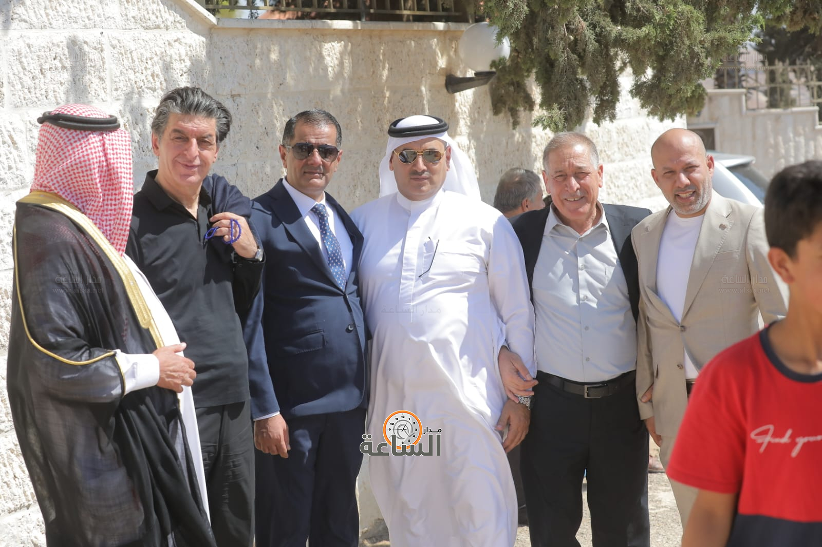 Madar Al-Saa Images 0.9411221243929735