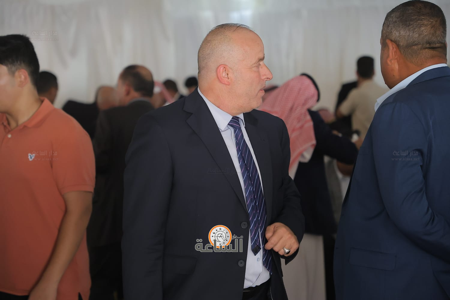 Madar Al-Saa Images 0.3949767176992277