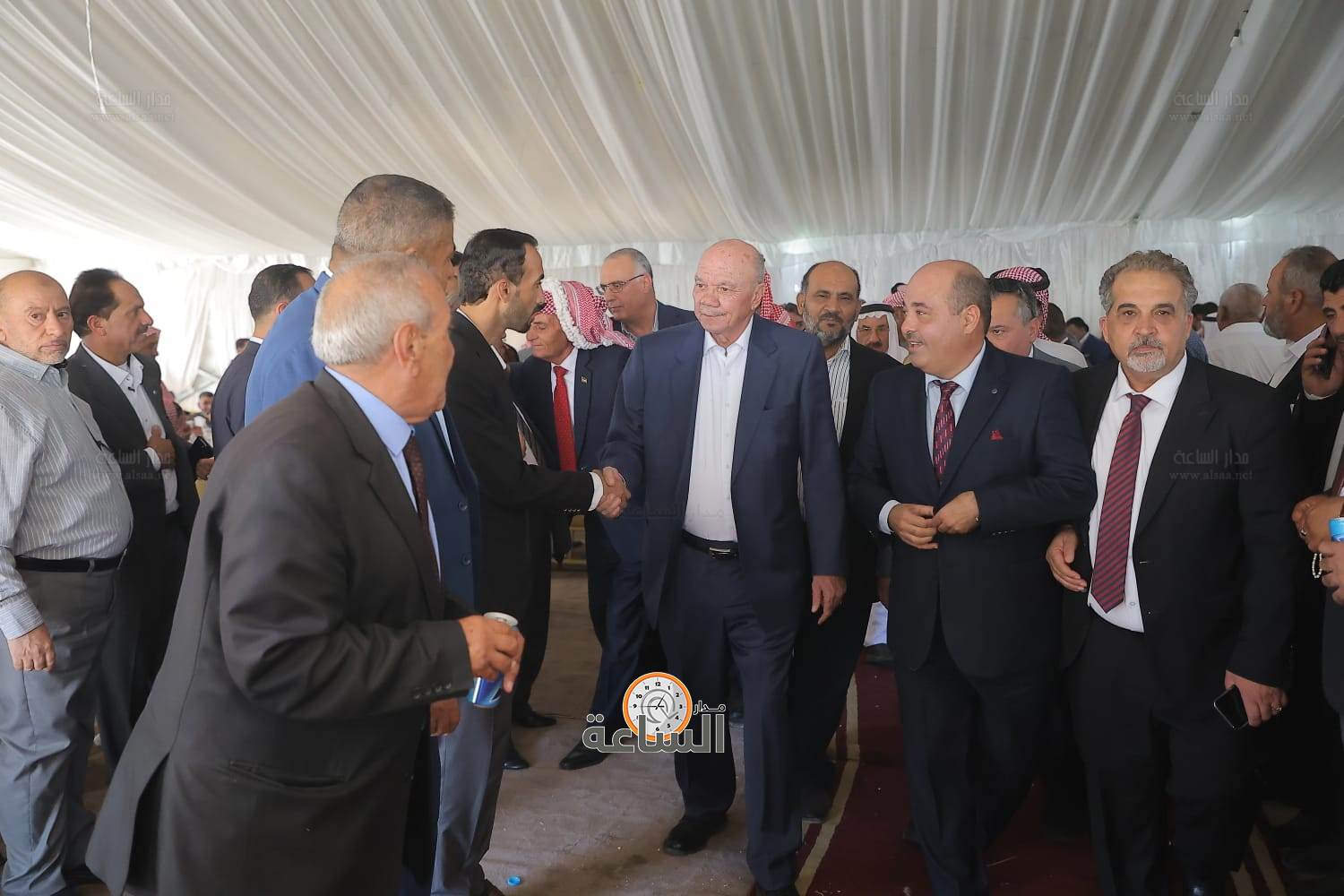 Madar Al-Saa Images 0.5724069194577929