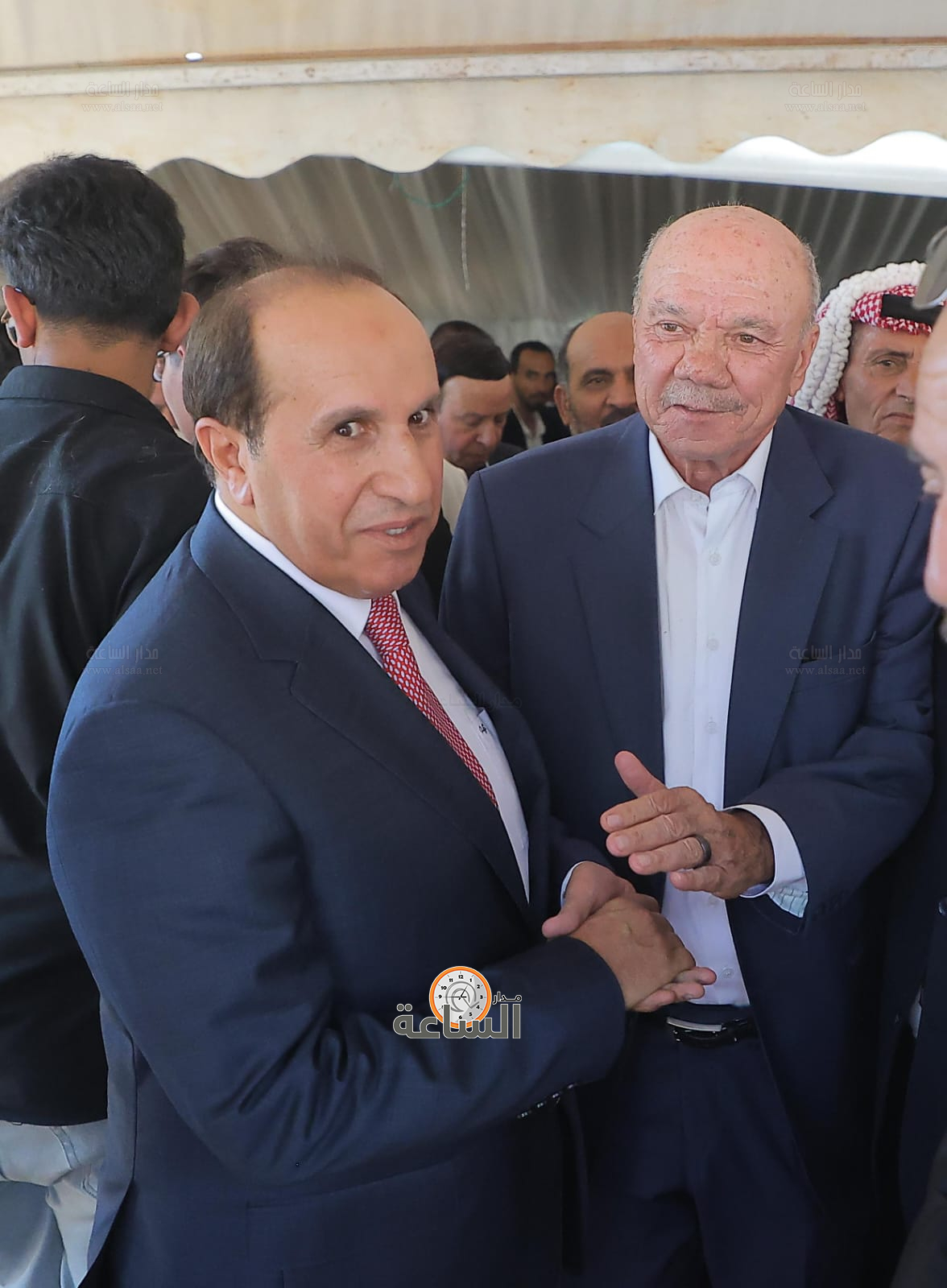 Madar Al-Saa Images 0.9057453119352847