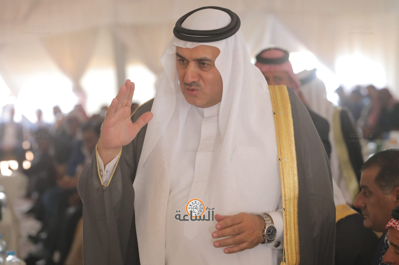 Madar Al-Saa Images 0.7909579141362115