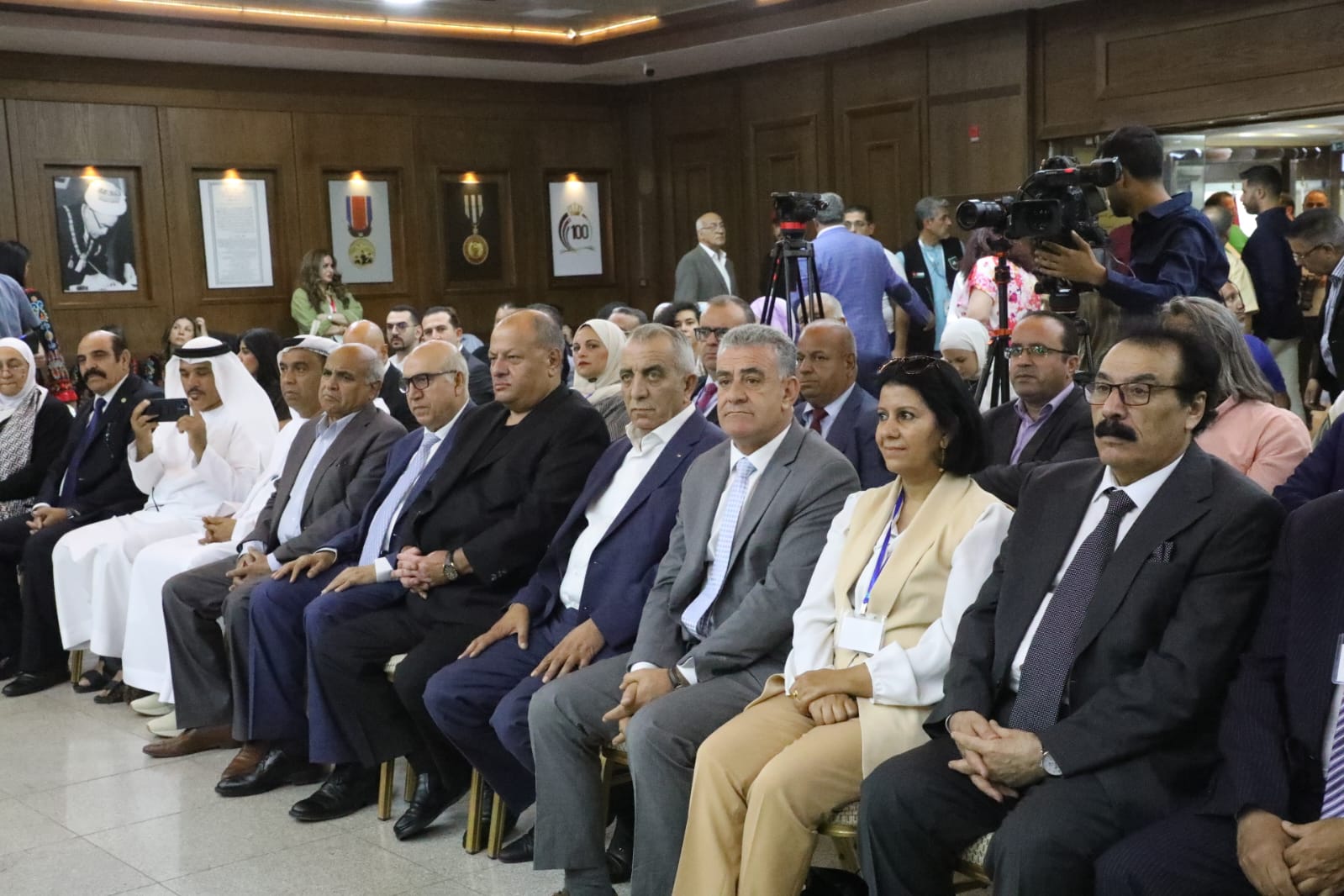 Madar Al-Saa Images 0.6785325303010653