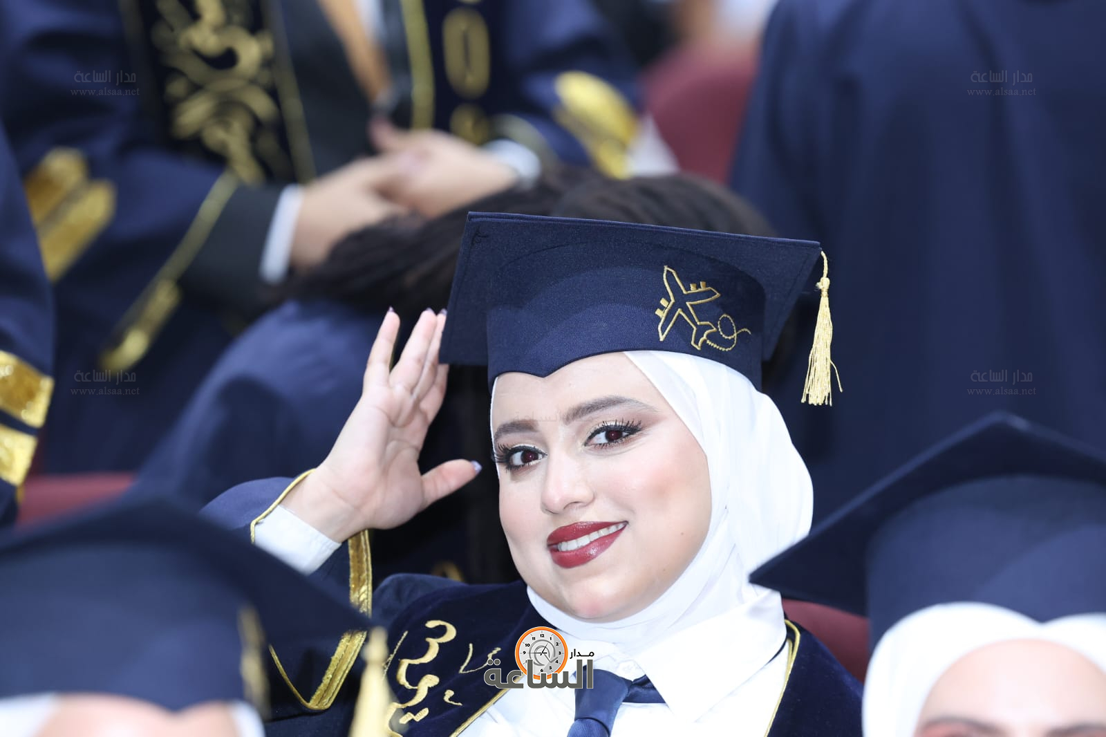 Madar Al-Saa Images 0.9318060275294694