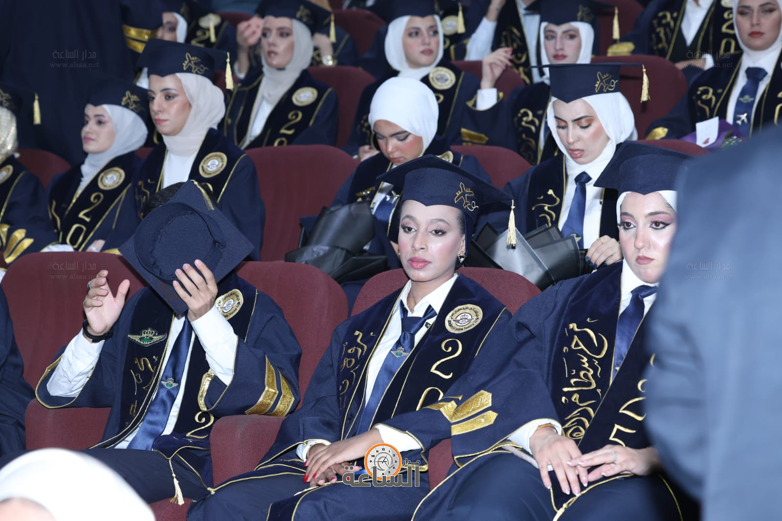 Madar Al-Saa Images 0.8840440416599218